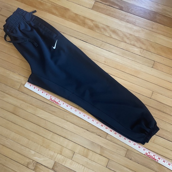 Nike Dri-Fit Jogger Athletic Pants Zippered Tech Pocket Black - Picture 10 of 11